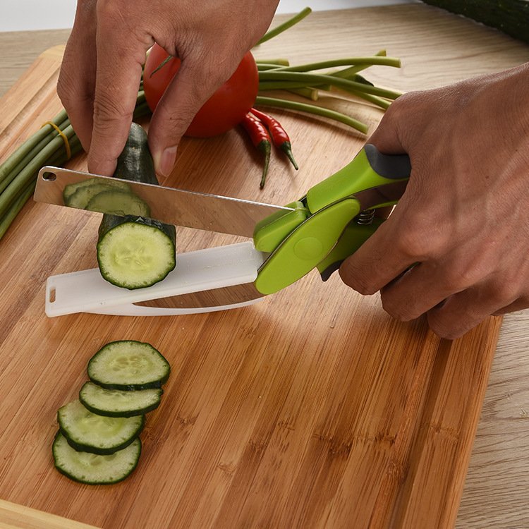 Multifunctional Vegetable Chopping Board Scissors - Image 4